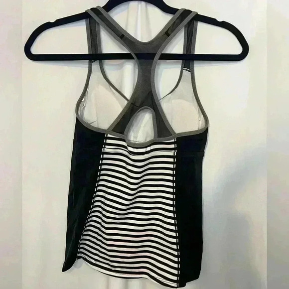 Women’s Nike Active Swim Top - Picture 2 of 3